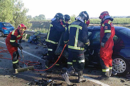 Tres bomberos de Aranda de Duero podrían verse afectados por el recurso que en su día presentó UGT.-ECB