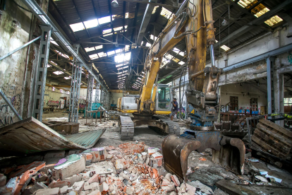Una de las máquinas en el interior de la fábrica de Mifer la en carretera de Arcos. FOTOS: © ECB/ TOMÁS ALONSO