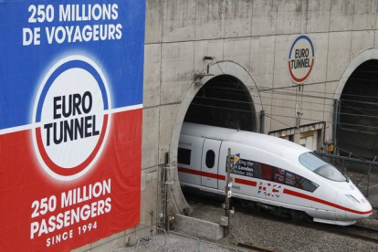 El Eurotunel.-Foto: REUTERS / PASCAL ROSSIGNOL