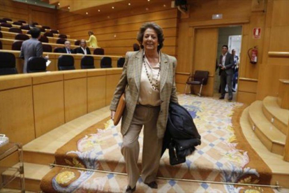 Rita Barberá acude a un pleno del Senado.-AGUSTÍN CATALÁN