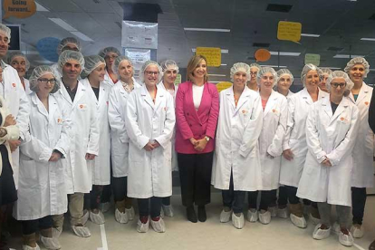 La consejera visitó este centro mundial de referencia en el suministro de líquidos inhalados y aerosoles.-L. V.