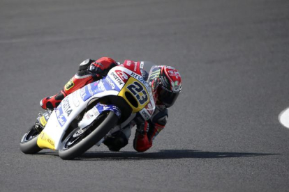 Niccolo Antonelli se ha impuesto en Moto3, en Japón.-AP