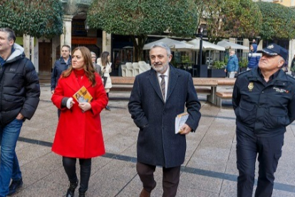 La delegada del Gobierno en Castilla y León, Virginia Barcones, en la presentación de la campaña Comercio Seguro. ECB