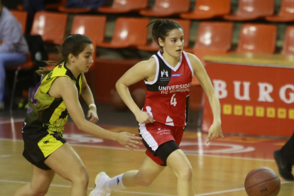 El UBU DR Grupo Julián compite actualmente en la Primera División Femenina.-RAÚL OCHOA