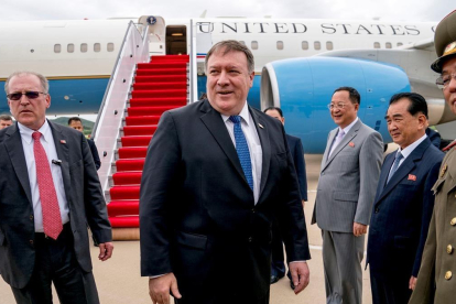 Mike Pompeo tras su llegada al aerpuerto de Pionyang. /-REUTERS