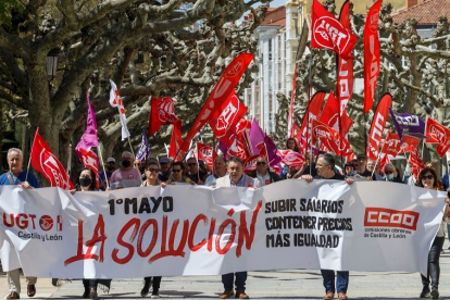 Manifestación conjunta de CCOO y UGT el 1 de Mayo en Burgos. SANTI OTERO