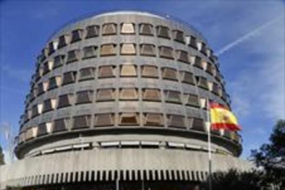 El edificio del Tribunal Constitucional, en Madrid, ayer.-AGUSTÍN CATALÁN
