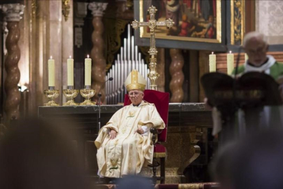El cardenal Cañizares, en una misa por la unidad de España en Valencia.-/ MIGUEL LORENZO