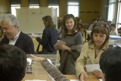imagen de archivo de las elecciones sindicales en la UBU.-RAÚL OCHOA