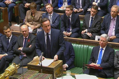 Cameron interviene ante la Cámara de los Comunes durante el debate sobre Siria.-AP