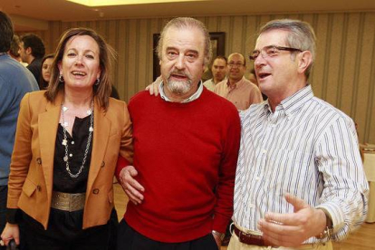 Roberto Alonso y Julián Altable con Rosario Pardo-ECB
