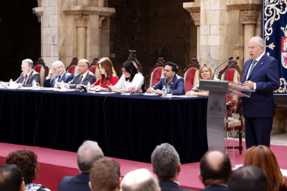 Intervención del Procurador del Común, Javier Amoedo, en el Pleno de las Cortes celebrado en la Basílica de San Isidoro de León-ICAL