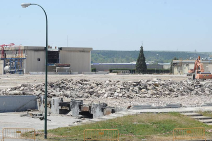 ISRAEL L. MURILLO-