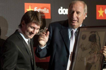Rexach con Messi.-Foto: JORDI COTRINA