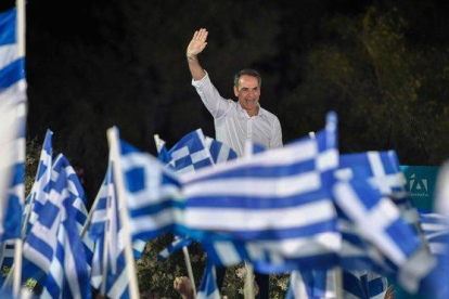 Kyriakos Mitsotakis, durante un mitin de campaña.-AFP / LOUISA GOULIAMAKI