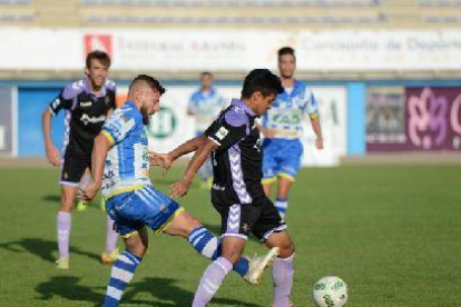 La Arandina necesita la victoria ante la Ponferradina.-ALBERTO CALVO