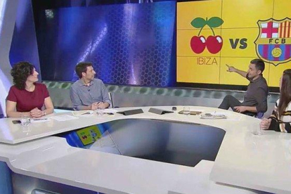 Imagen del programa ’Esport Club’ de TV-3, con el logo de la discoteca para hablar de la Unión Deportiva Ibiza, este martes.-