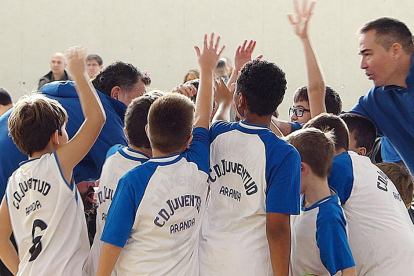 El club de baloncesto Juventud ha cogido peso en los últimos años-L. V.