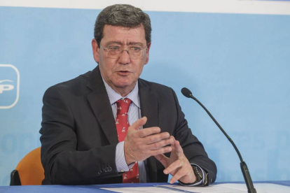 César Rico, durante su comparecencia-SANTI OTERO