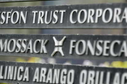 Placa del despacho de Mossack Fonseca en Panamá.-AP / ARNULFO FRANCO