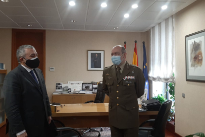 Imagen del encuentro entre Pedro de la Fuente y Juan Carlos González Díez. ECB
