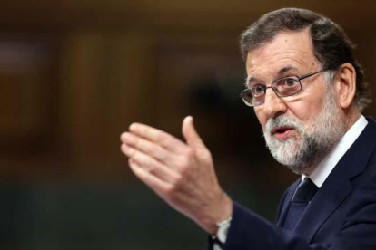 El presidente del Gobierno califica de "parodia" la moción de censura contra él.-JUAN MANUEL PRATS