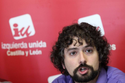 José Sarrión presenta su candidatura a las primarias de IU para las Elecciones Autonómicas de Castilla y León, denominada 'Recuperar la ilusión'-Ical