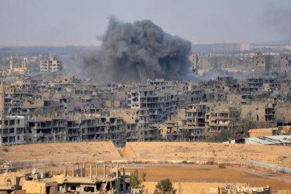 La ciudad de Deir Ezzor, tras la operación militar de las fuerzas sirias contra el Estado Islámico-(EI).  / AFP / STRINGER (AFP)