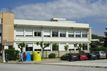 El instituto villarcayés ofrece formación en Administración y Finanzas, Gestión Administrativa e Instalaciones Eléctricas y Automáticas.-ECB