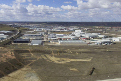 Vista aérea de parte del poligono industrial de Villalonquéjar.