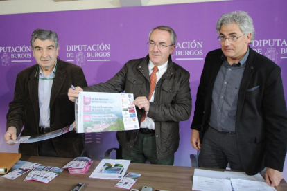 (De izq. a dch.) Arauzo, Carretón y Fernández durante la presentación de los actos ayer en la Diputación.-I. L.M.