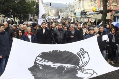 Manifestación en Ajaccio en favor de las reivindicaciones corsas, este sábado 3 de febrero.-AP / RAPHAEL POLETTI
