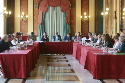 Imagen de una de las últimas reuniones de la Asociación Plan Estratégico en marzo de 2017.-RAÚL G. OCHOA