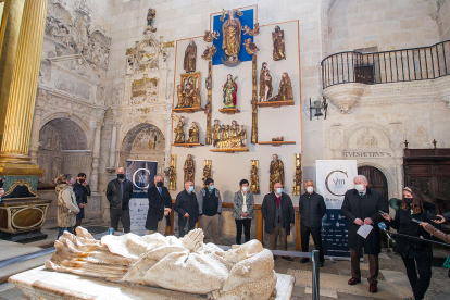 La capilla de la Presentación de la Catedral de Burgos ha acogido la exposición de las imágenes restauradas. TOMÁS ALONSO