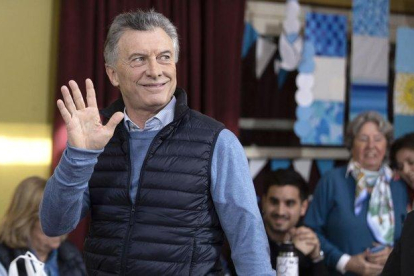 Mauricio Macri, después de votar en Buenos Aires.-AP / TOMÁS F. CUESTA