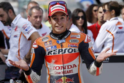 Marc Márquez, tras conseguir la 'pole position' del GP de Aragón con una vuelta de récord.-REUTERS / MARCELO DEL POZO