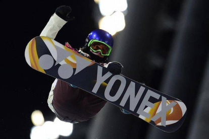 Queralt Castellet, durante la prueba de 'halfpipe' en los Juegos de invierno de Sochi 2014.-Foto: AFP / JAVIER SORIANO