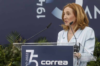 Carmen Pinto, consejera delegada de Nicolás Correa, durante su intervención en el 75 aniversario. SANTI OTERO