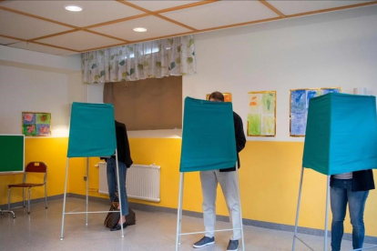 Cabina de votación en Estocolmo-AFP