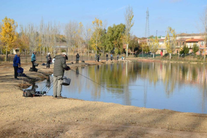 El lago del museo Pisórica es una de las novedades de la feria donde habrá también talleres de cebos, pesca y 2 acuarios.-ECB