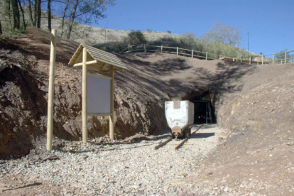 Las minas de manganeso son otro de los espacios recuperados años atrás por el Consistorio, hoy ya consolidado.-ECB