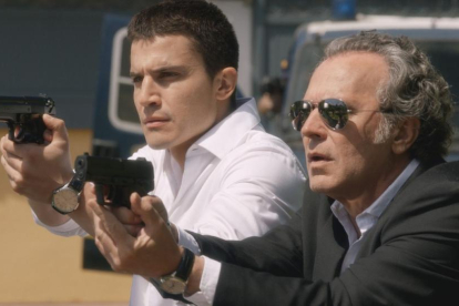 Álex González y José Coronado, en el último episodio de 'El Príncipe'.-MEDIASET