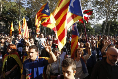 Concentración junto el parque de la Ciutadella-JULIO CARBÓ