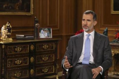 El rey Felipe VI, durante su intervención televisada.-/ EFE / BALLESTEROS