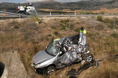Accidente registrado el pasado sábado en la autopista AP--G. González