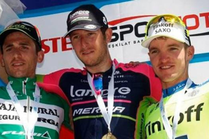 Carlos Barbero en el podium de la quinta etapa del Tour de Turquía, en la que fue segundo por detrás de Modolo.-