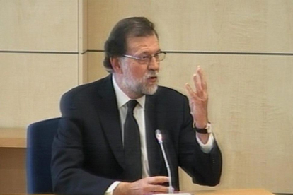 Imagen capturada de la señal de vídeo institucional de Mariano Rajoy mientras declara en la Audiencia Nacional.-RE EPP (EFE)