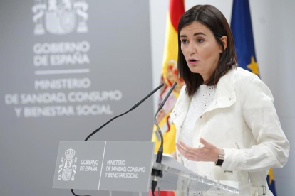 Comparecencia de la ministra de Sanidad, Carmen Montón, para dar explicaciones sobre las supuestas irregularidades en su máster.-JOSE LUIS ROCA