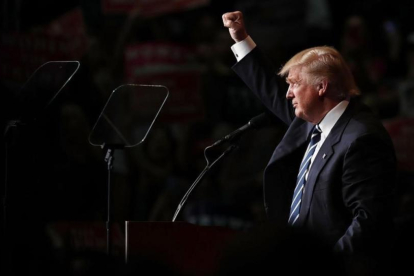 Donald Trump en un acto de campaña electoral en Wisconsin.-AFP / CHIP SOMODEVILLA