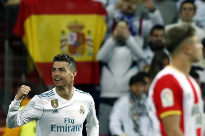 Cristiano Ronaldo celebra un gol ante el Girona.-EFE